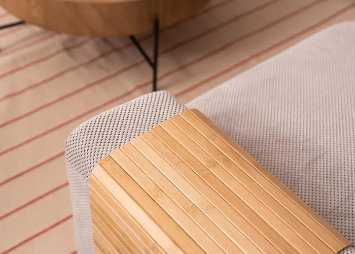 The 764 - Town Center * Калаврита