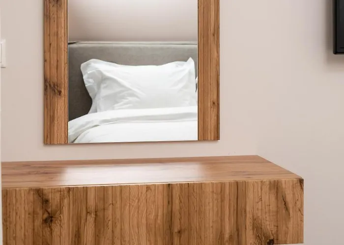 The 764 - Town Center Daire